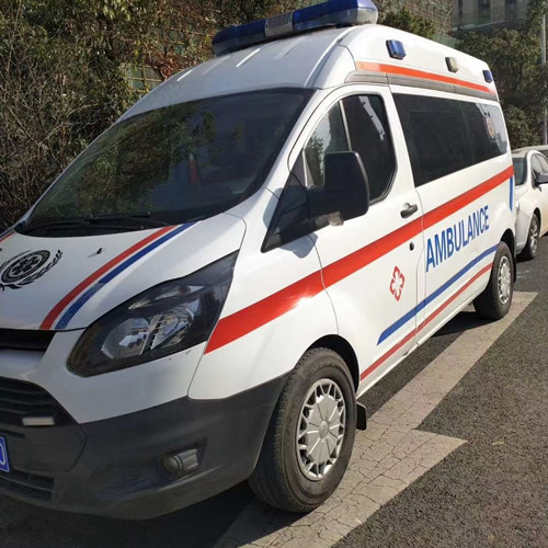 瀍河回族品质救护车出租,为您的健康出行负责